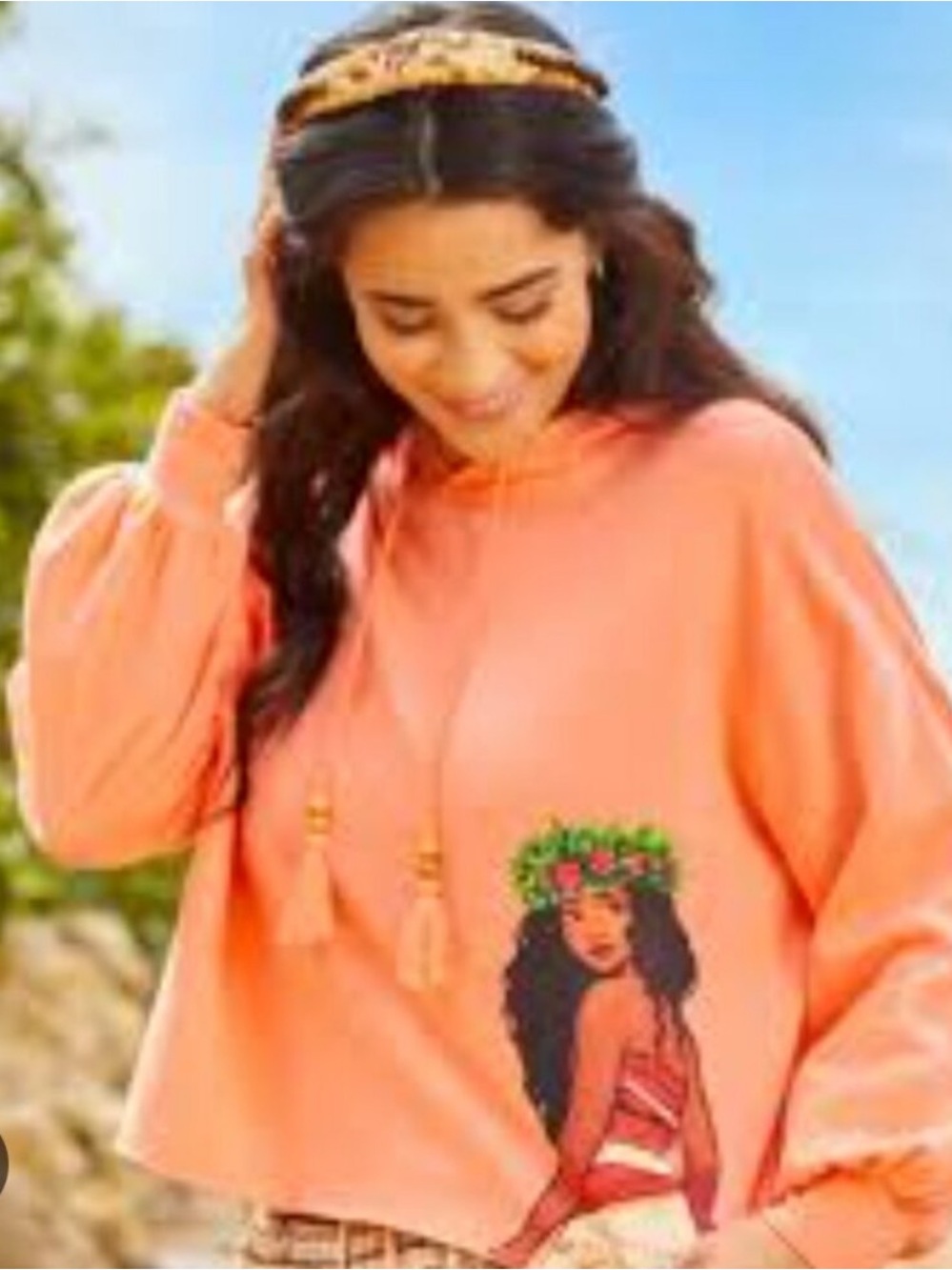 NWOT DISNEY Moana Pullover Hoodie